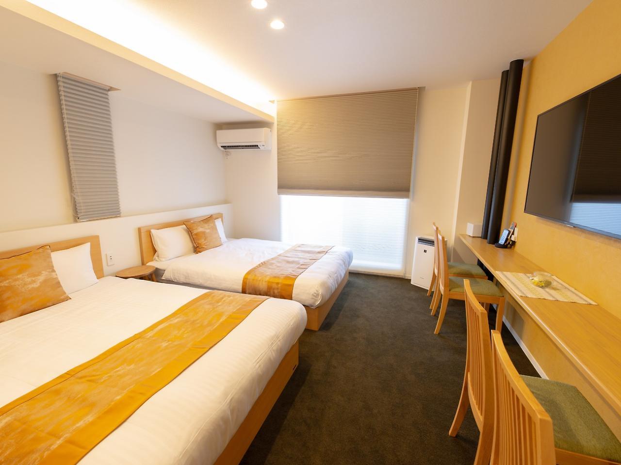 Aparthotel Grand Base Hiroshima Ekimae Exterior foto